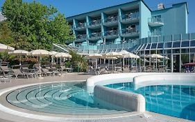 Hotel Savoy  5*